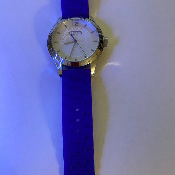 Coach Maddy Blue Rubber Band Signature Women\'s Watch.